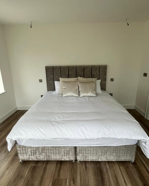 Rochelle Divan Base & Headboard